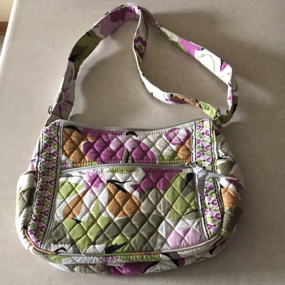 Vera Bradley On The Go EUC! Crossbody - Picture 2 of 9